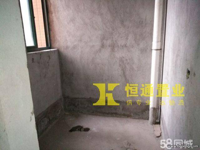 御景东方 繁华地段 黄金楼层 毛坯三房 送柴间 仅